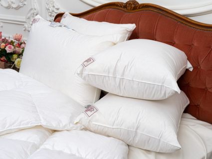 Подушка German Grass Sky Down Grass мягкая