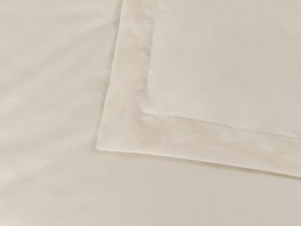 Комплект постельного белья Софи де Марко Энрике (молоко) с одеялом Семейный